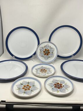 4 Denby Imperial Blue Dinner Plates & 4 Denby Chatsworth Side Plates